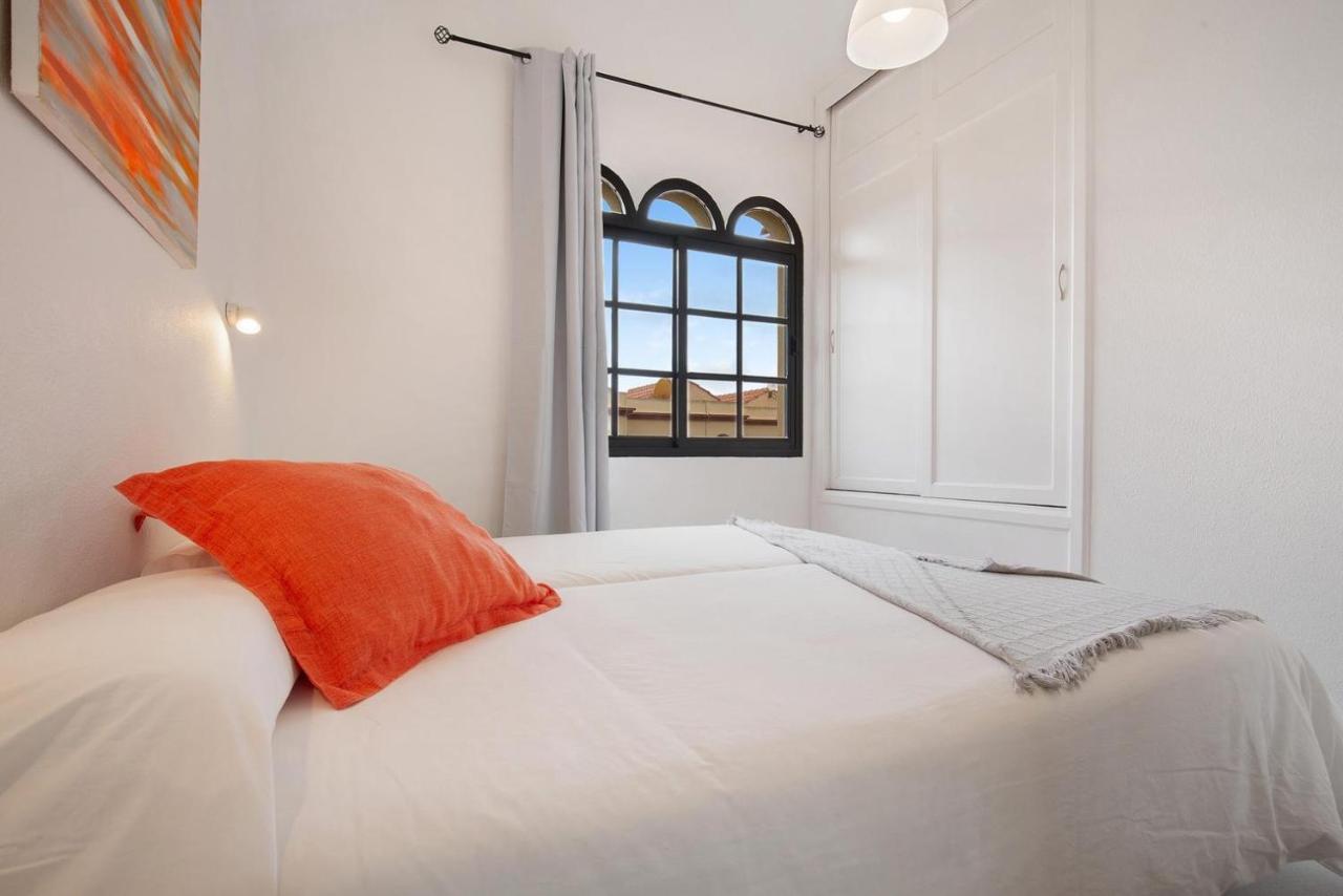 Apartamento Vista Piscina O Terraza, Wifi Gratis コスタ・カルマ エクステリア 写真