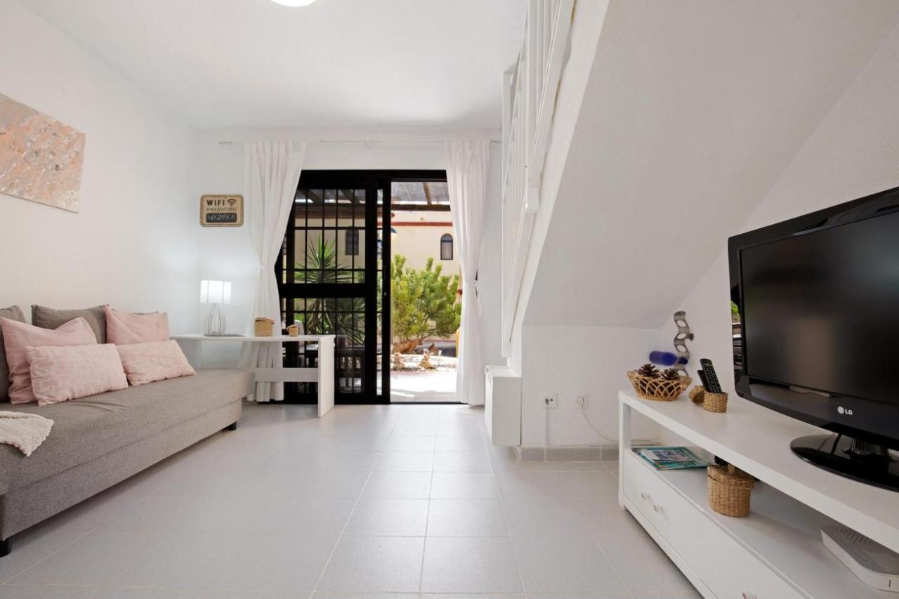 Apartamento Vista Piscina O Terraza, Wifi Gratis コスタ・カルマ エクステリア 写真